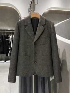 灰色西装外套秋冬毛呢新款2023年复古高级感短款洋气韩系流行女装