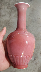 高仿古大清康熙年制豇豆红色陶瓷小赏瓶老货一样釉水好厂家一手价