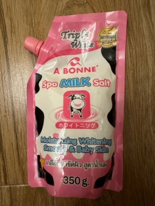 泰国A BONNE  SPA Milk Salt牛奶浴盐350g清洁去死皮