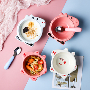 北欧小猪陶瓷家用儿童碗创意早餐碗水果碗佩奇乔治可爱小碗勺餐具