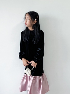 女童韩版黑色连衣裙秋冬洋气金丝绒法式长裙小女孩复古气质裙子