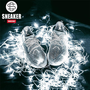 Finish line yeezy static sale