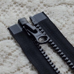 外套塑料黑拉锁 5号树脂单开拉链 黑织带30-100cm 塑料门襟黑链条