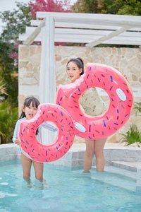 充气甜甜圈游泳圈粉色咖啡色成人pvc运动游泳用品救生圈