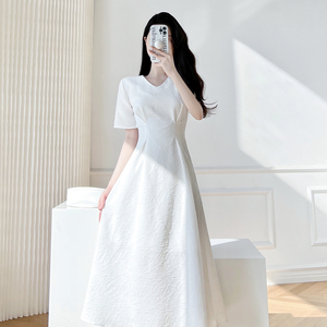 夏季温柔风法式初恋白裙子气质v领掐腰裙子高级感白色雪纺连衣裙