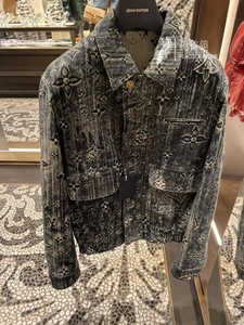 Louis Vuitton Lvxnba graphic blouson (1A8WYN)