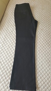 曼洒特微喇牛仔女裤，2.3尺腰围品牌女裤，黑色牛仔、新款，基