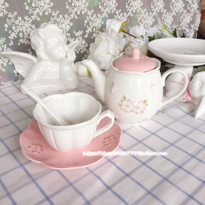 出口日本精致浮雕粉色樱花飞舞花瓣陶瓷咖啡壶茶壶带碟咖啡杯茶杯