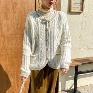 现韩国代购女装秋季法式小香风马海毛毛衣开衫珍珠扣针织上衣外套