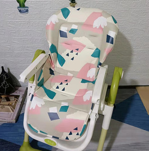适用Chicco智高餐椅坐垫防水皮套贝驰宝宝餐椅通用安全带配件