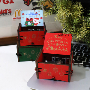 手摇圣诞音乐盒 复古雕刻木片八音盒 童年回忆圣诞礼物 机械机芯