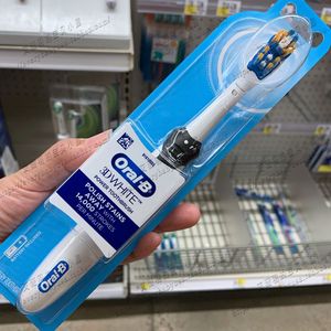 新版美国原装 现货Oral-B欧乐B 3D美白电动牙刷去渍抛光 刷头可换