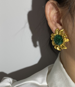 欧韩饰品夸张复古金色花朵绿色亚克力大圆形耳环设计师中古耳钉