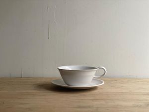 【现货】日本人气陶艺作家 直井真奈美 细腻优雅白瓷杯碟组