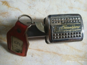 日本邮政车上的插销锁，原装的，燕牌、燕子，日本自行车锁