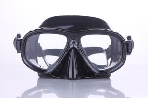 成人度假旅游冲浪平光浮潜罩鼻子面镜钢化防水潜水大视野硅胶面镜