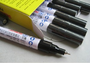 日本雪人油漆笔 笔尖0.5MM 12种颜色可选