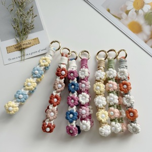 （成品）ins北欧风纯手工编织手机链雏菊珍珠花包挂件创意礼物