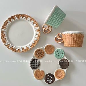 日式创意曲奇饼干造型陶瓷餐具马克杯餐盘可爱咖啡杯甜品早餐盘