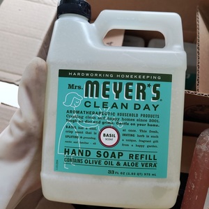 特价现货 Mrs. Meyers梅耶太太洗手皂液罗勒替换装975ml