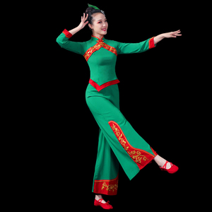 新款秧歌舞服装女绿色中国风扇子舞中老年广场舞队形表演服装春夏