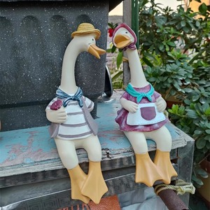 创意户外庭院花园卡通情侣鸭子树脂摆件可爱草坪阳台花盆假山装饰