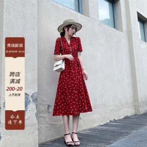 红色西装领碎花波点连衣裙女夏季2024新款法式高级感气质洋气裙子