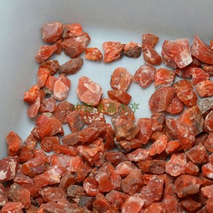 100克价天然南红玛瑙原石原矿石 约10~25毫米