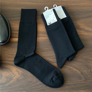 外贸男士袜子 纯黑色中筒商务袜 四季长筒袜吸湿排汗不掉色不臭脚