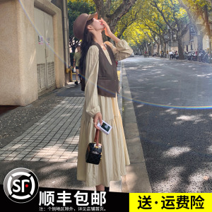 茶系穿搭连衣裙两件套女2023秋季新款复古皮衣马甲气质长裙两件套