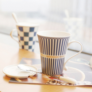 创意陶瓷杯子 马克杯套装 情侣杯水杯套装咖啡杯带盖带勺英伦风