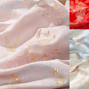 多色浮雕仙鹤幸福长寿织锦缎服装金线中国风布料丝绸缎子面料汉服