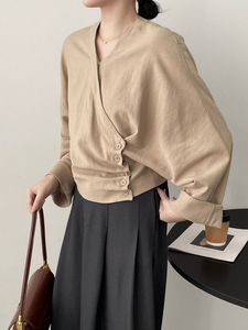 棉麻法式掐腰蝙蝠袖斜扣短款v领衬衫女解构衬衣新中式中国风上衣