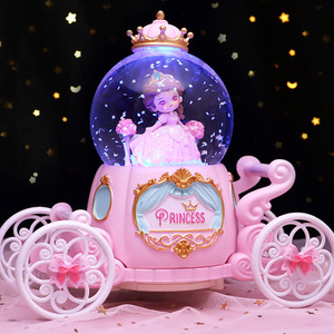 梦幻公主小女孩南瓜马车飘雪水晶球八音盒旋转音乐盒儿童生日礼物