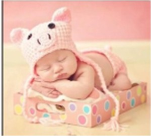 儿童摄影服装新款婴儿满月百天半岁宝宝拍照造型手工毛线小猪套装