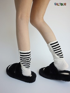 SALTBUS | 来点不一样的 小众袜子女走秀款棉袜学院风秋冬中筒袜