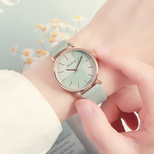 极简设计手表女士女款学生小众轻奢简约气质高级感绿色显白时装表