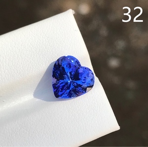 天然皇家蓝色全净玻璃体5A坦桑石裸石可镶嵌定制18k戒指吊坠耳钉