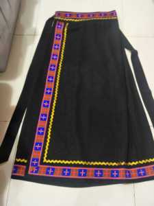 裙子包边藏式女士黑色细金边藏袍最新款西藏简单短款暗花垂感下身