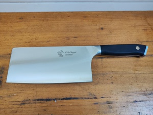 愛仕達出口香港菜刀 17cm西亚纳系列切片刀 高碳钢家庭菜刀