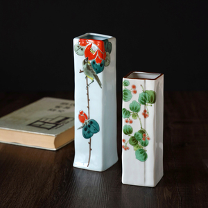日本进口九谷烧陶瓷花鸟小花瓶日式插花桌面瓷花器乔迁暖房礼物盒