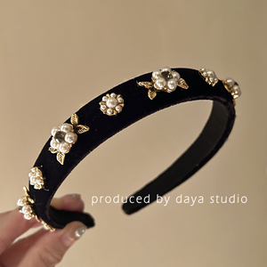 月光酒店 巴洛克复古珍珠山茶花丝绒发箍 精致高级感设计法式头箍