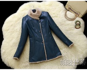 春秋女式皮衣真绵羊皮中长款兔毛领修身外套通勤职场OL风格深蓝色
