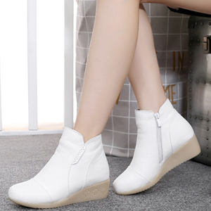 冬季保暖真皮白色护士棉鞋高帮鞋短靴舒适棉靴中坡跟软牛筋底牛皮