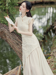 新中式连衣裙女夏季国风2024新款旗袍改良年轻款少女无袖气质裙子
