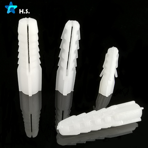 方型塑料膨胀管白色鱼鳞膨胀M6窗帘胶塞方形新料塑料胶胀管M8 M10