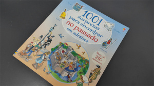 USBORNE贴纸游戏书1001 surpresas para encontrar no passado