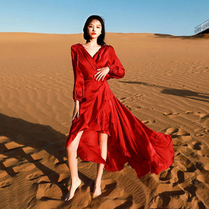 沙漠旅拍性感红色连衣裙三亚海边度假沙滩裙日常聚会复古小礼服