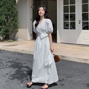 高个子初恋白色连衣裙女2024年夏季新款法式森系一片式仙女长裙子