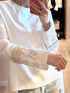 新中式国风重工刺绣拼接长袖T恤女2024春季新款白色圆领内搭上衣